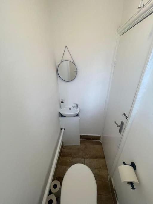 Апартаменты Charming 2 Bed Flat On Tower Bridge Лондон Экстерьер фото