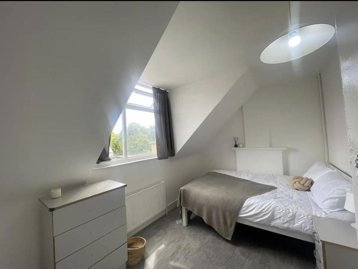 Апартаменты Charming 2 Bed Flat On Tower Bridge Лондон Экстерьер фото