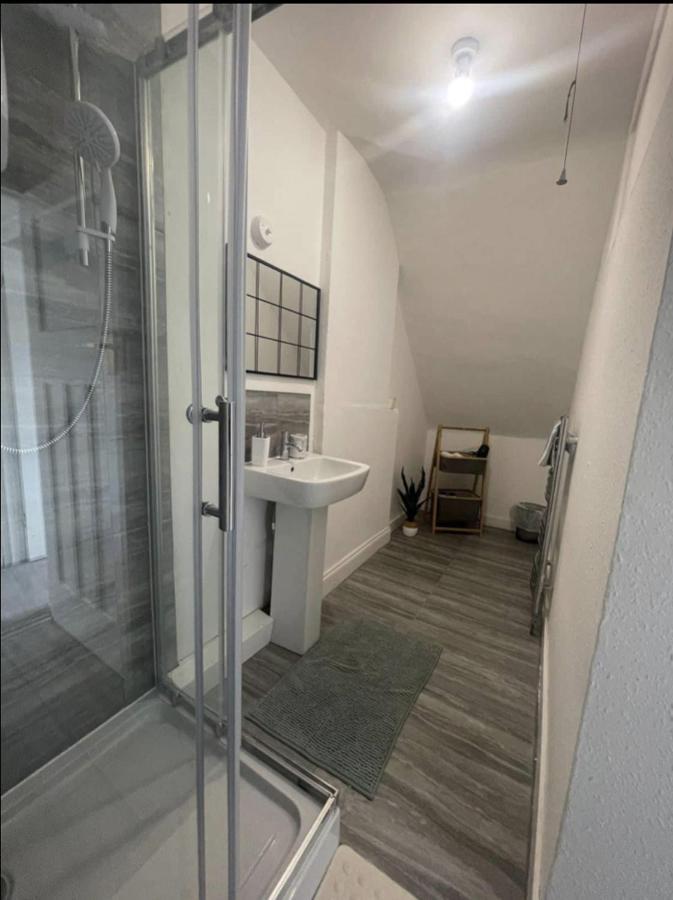 Апартаменты Charming 2 Bed Flat On Tower Bridge Лондон Экстерьер фото